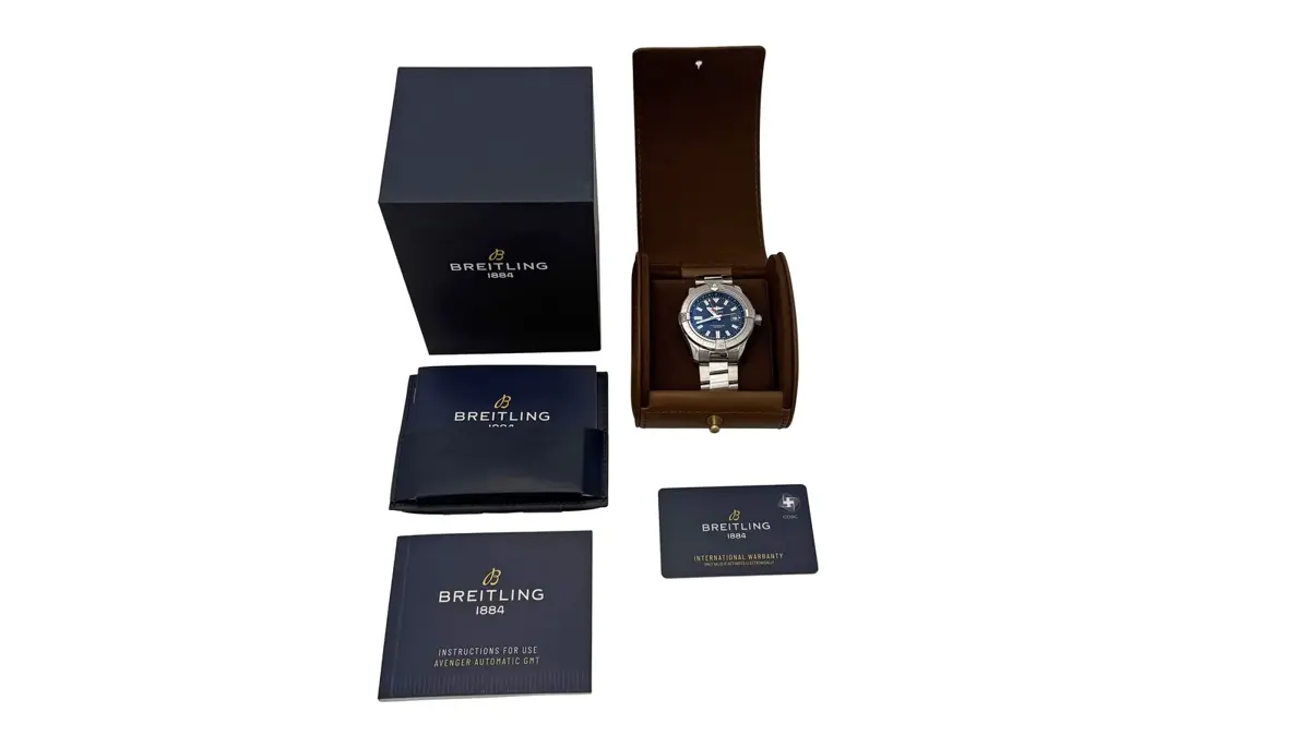 Breitling Avenger Automatic GMT 43, reference A32397101B1A1, photo 5