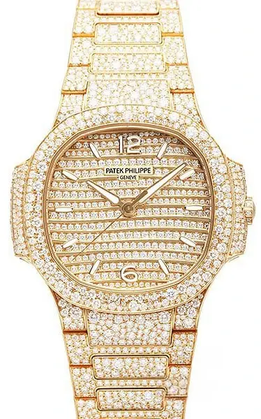 Patek Philippe Nautilus Ladies Automatic, reference 7118/1450R-001, photo 1