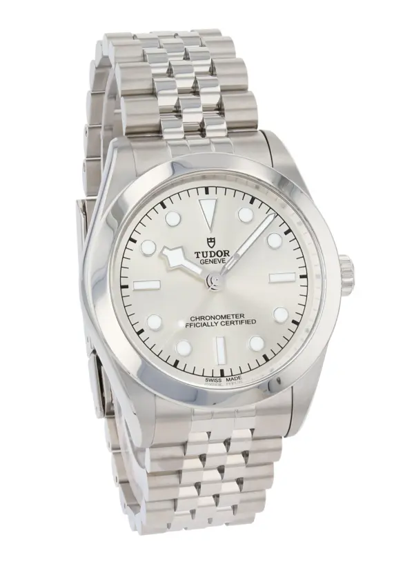 Tudor Black Bay 39, reference M79660-0003