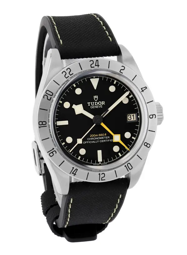 Tudor Black Bay Pro, reference M79470-0003