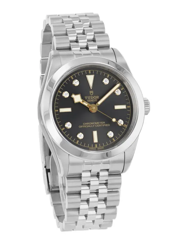 Tudor Black Bay 39, reference M79660-0004
